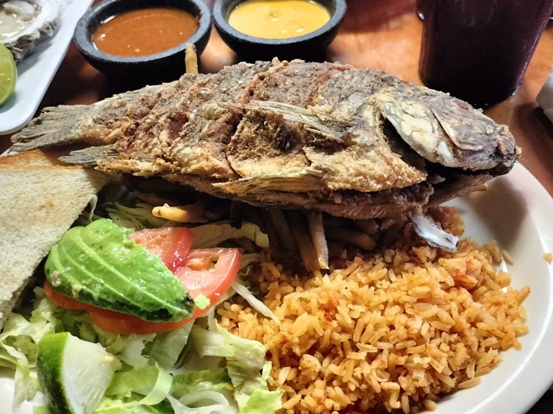 Taqueria Guanajuato. Comer food